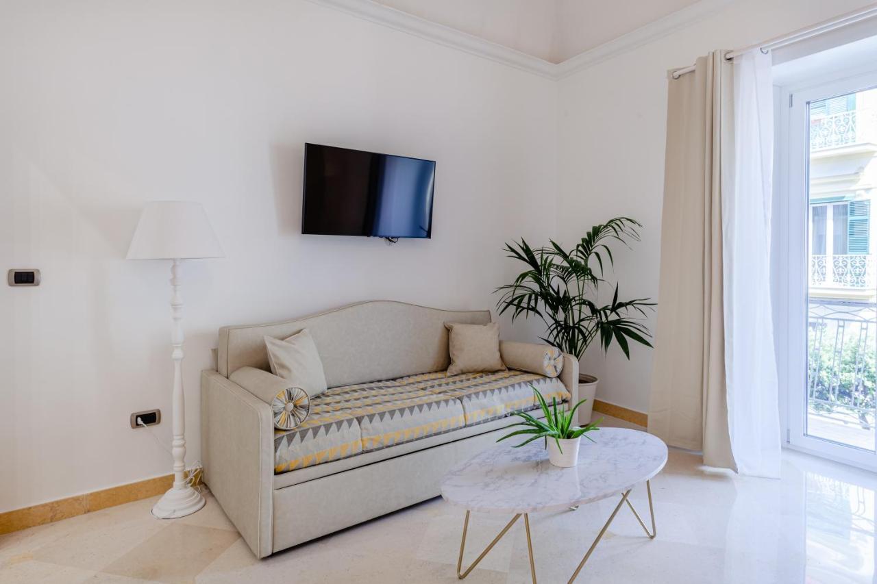 Pompei Plaza Bed & Breakfast ภายนอก รูปภาพ